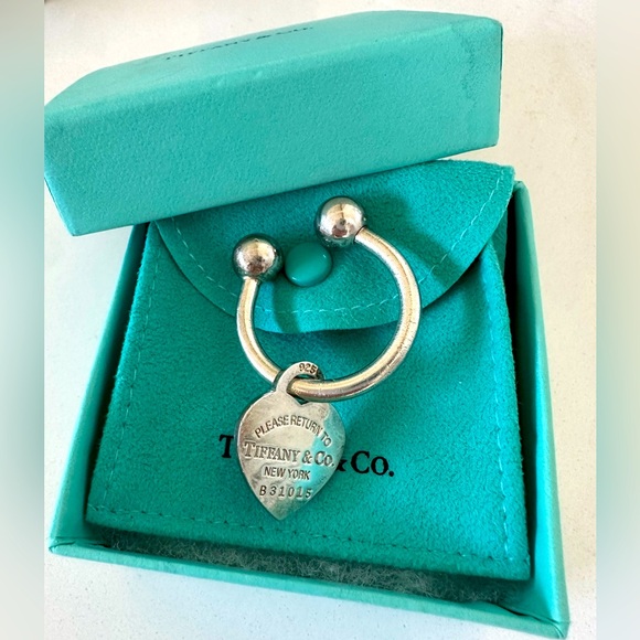Tiffany’s Tiffany & Co heart tag key ring